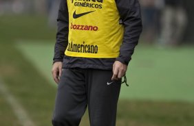 Mano Menezes durante o treino do Corinthians realizado esta manh no Parque So Jorge. O prximo jogo do time ser domingo, dia 23/05 no Pacaembu, contra o Fluminense, pela 3 rodada do Campeonato Brasileiro 2010; So Paulo, Brasil