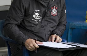 Mano Menezes durante o treino do Corinthians realizado esta manhã no Parque São Jorge. O próximo jogo do time será domingo, dia 23/05 no Pacaembu, contra o Fluminense, pela 3ª rodada do Campeonato Brasileiro 2010; São Paulo, Brasil
