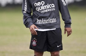 Roberto Carlos durante o treino do Corinthians realizado esta manhã no Parque São Jorge. O próximo jogo do time será domingo, dia 23/05 no Pacaembu, contra o Fluminense, pela 3ª rodada do Campeonato Brasileiro 2010; São Paulo, Brasil