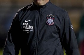 Mano Menezes durante partida entre Corinthians x Fluminense vlida pela 3 rodada do Campeonato Brasileiro 2010, realizada no estdio do Pacaembu