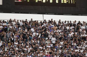 Torcida durante partida entre Corinthians x Fluminense vlida pela 3 rodada do Campeonato Brasileiro 2010, realizada no estdio do Pacaembu