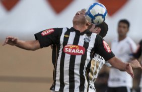 Marquinhos e Bruno Cesar durante partida entre Corinthians x Santos, válida pela 5ª rodada do Campeonato Brasileiro 2010, realizada no estádio do Pacaembu