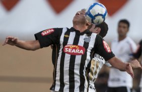 Marquinhos e Bruno Cesar durante partida entre Corinthians x Santos, vlida pela 5 rodada do Campeonato Brasileiro 2010, realizada no estdio do Pacaembu