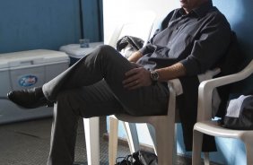 Mano Menezes nos vestiários antes da partida entre Corinthians x Atlético-PR, válida pela decisão da Taca cidade de Londrina, realizada esta tarde no estádio do Café, em Londrina/Parana