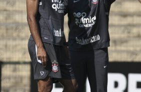 William e Mano Menezes durante treinamento do Corinthians, realizado esta manh no Parque So Jorge. O prximo jogo do time pelo Campeonato Brasileiro 2010, ser dia 14/07, contra o Cear no Castelo, em Fortaleza; So Paulo, Brasil