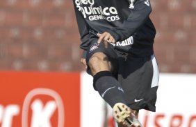 Alessandro durante treinamento do Corinthians, realizado esta manh no Parque So Jorge. O prximo jogo do time pelo Campeonato Brasileiro 2010, ser dia 14/07, contra o Cear no Castelo, em Fortaleza; So Paulo, Brasil