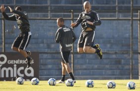 Goleiros durante treinamento do Corinthians, realizado esta manh no Parque So Jorge. O prximo jogo do time pelo Campeonato Brasileiro 2010, ser dia 14/07, contra o Cear no Castelo, em Fortaleza; So Paulo, Brasil