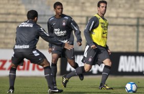 Iarley; Renato e Edu Gaspar durante treinamento do Corinthians, realizado esta manh no Parque So Jorge. O prximo jogo do time pelo Campeonato Brasileiro 2010, ser dia 14/07, contra o Cear no Castelo, em Fortaleza; So Paulo, Brasil