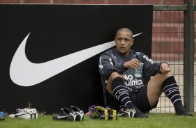 Roberto Carlos durante o treino do Corinthians realizado esta manh no Parque So Jorge; o prximo jogo do time ser quarta-feira, dia 14/07, contra o Cear, no estdio Castelo, em Fortaleza pela 8 rodada do Brasileirao 2010