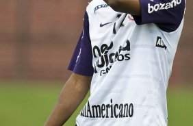 Elias durante o treino do Corinthians realizado esta tarde no Parque So Jorge; o prximo jogo do time ser quarta-feira, dia 14/07, contra o Cear, no estdio Castelo, em Fortaleza pela 8 rodada do Brasileirao 2010