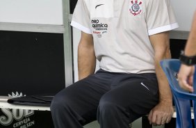 Mano Menezes durante o treino do Corinthians realizado esta tarde no Parque So Jorge; o prximo jogo do time ser quarta-feira, dia 14/07, contra o Cear, no estdio Castelo, em Fortaleza pela 8 rodada do Brasileirao 2010