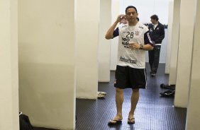 Chico nos vestirios antes da partida entre Corinthians x Atltico-MG, vlida pela 9 rodada do Campeonato Brasileiro de 2010, serie A, realizada esta tarde no estdio do Pacaembu