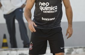 Ronaldo treina jogando futvolei na caixa de areia esta tarde no Parque So Jorge. O prximo jogo do time, ser domingo, dia 25/07, contra o Guarani/Campinas, no estdio do Pacaembu, pela 11a rodada do Brasileiro 2010