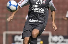 Edu Gaspar durante o treino do Corinthians, realizado esta manh no Parque So Jorge. O prximo jogo do time, ser domingo, dia 01/08/2010, contra o Palmeiras, no estdio do Pacaembu, pela 12. a rodada do Brasileiro 2010