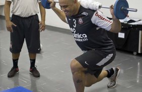 Ronaldo durante o treino do Corinthians, realizado com o preparador fsico Shih Chien Chan Junior esta manh no Parque So Jorge. O prximo jogo do time, ser domingo, dia 01/08/2010, contra o Palmeiras, no estdio do Pacaembu, pela 12. a rodada do Brasileiro 2010