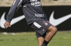 William durante o treino do Corinthians, realizado esta manh no Parque So Jorge. O prximo jogo do time, ser domingo, dia 01/08/2010, contra o Palmeiras, no estdio do Pacaembu, pela 12. a rodada do Brasileiro 2010