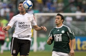 Leandro Castn e Kleber durante a partida entre Palmeiras x Corinthians, vlida pela 12 rodada do Campeonato Brasileiro de 2010, serie A, realizada esta tarde no estdio do Pacaembu