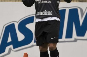 Roberto Carlos durante o treino do Corinthians, realizado esta manh no Parque So Jorge. O prximo jogo do time, ser domingo, dia 08/08/2010, contra o Flamengo, no estdio do Pacaembu, pela 13. a rodada do Campeonato Brasileiro de 2010