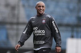 Roberto Carlos do Corinthians durante treino realizado no Parque So Jorge