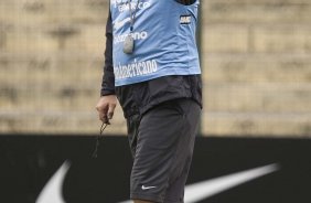 Adilson Batista durante o treino do Corinthians, realizado esta manh no Parque So Jorge. O prximo jogo da equipe, ser domingo, dia 15/08/2010, contra o Ava, no estdio da Ressacada, em Florianopolis, pela 14. a rodada do Campeonato Brasileiro de 2010