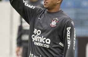 Roberto Carlos durante o treino do Corinthians, realizado esta manh no Parque So Jorge. O prximo jogo da equipe, ser domingo, dia 15/08/2010, contra o Ava, no estdio da Ressacada, em Florianopolis, pela 14. a rodada do Campeonato Brasileiro de 2010