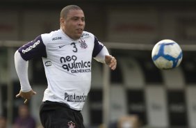 Ronaldo durante o treino do Corinthians, realizado esta tarde no Parque So Jorge. O prximo jogo da equipe, ser domingo, dia 15/08/2010, contra o Ava, no estdio da Ressacada, em Florianopolis, pela 14. a rodada do Campeonato Brasileiro de 2010