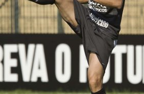 Alessandro durante o treino do Corinthians, realizado esta manh no Parque So Jorge. O prximo jogo da equipe, ser domingo, dia 15/08/2010, contra o Ava, no estdio da Ressacada, em Florianopolis, pela 14. a rodada do Campeonato Brasileiro de 2010