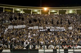 Durante a partida entre Corinthians x So Paulo, vlida pela 15 rodada do Campeonato Brasileiro de 2010, serie A, realizada esta tarde no estdio do Pacaembu, em So Paulo. So Paulo, Brasil