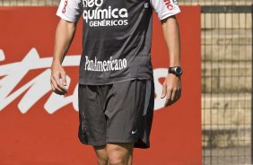 Paulo Andr que entra no lugar de William, machucado, durante o treino do Corinthians, realizado esta manh no Parque So Jorge. O prximo jogo da equipe, ser amanh, quarta-feira, dia 25/08, contra o Cruzeiro, no estdio Joo Havelange, em Uberlandia, pela 16. a rodada do Campeonato Brasileiro de 2010