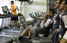 Dentinho; Bruno Cesar e Iarley durante o treino do Corinthians, realizado esta tarde no Parque So Jorge. O prximo jogo da equipe, ser domingo, dia 29/08, contra o Vitoria/BA, no estdio do Pacaembu, pela 17. a rodada do Campeonato Brasileiro de 2010