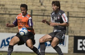 Bruno Bertucci e Tcheco durante o treino do Corinthians, realizado esta manh no Parque So Jorge. O prximo jogo da equipe, ser domingo, dia 29/08, contra o Vitoria/BA, no estdio do Pacaembu, pela 17. a rodada do Campeonato Brasileiro de 2010