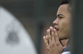 Dentinho durante o treino do Corinthians, realizado esta manh no Parque So Jorge. O prximo jogo da equipe, ser domingo, dia 29/08, contra o Vitoria/BA, no estdio do Pacaembu, pela 17. a rodada do Campeonato Brasileiro de 2010