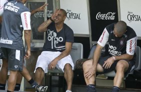 Roberto Carlos e Ronaldo durante o treino do Corinthians, realizado esta manh no Parque So Jorge. O prximo jogo da equipe, ser domingo, dia 29/08, contra o Vitoria/BA, no estdio do Pacaembu, pela 17. a rodada do Campeonato Brasileiro de 2010