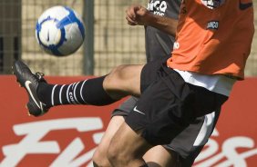 Ronaldo durante o treino do Corinthians, realizado esta manh no Parque So Jorge. O prximo jogo da equipe, ser domingo, dia 29/08, contra o Vitoria/BA, no estdio do Pacaembu, pela 17. a rodada do Campeonato Brasileiro de 2010