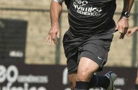 Ronaldo durante o treino do Corinthians, realizado esta manh no Parque So Jorge. O prximo jogo da equipe, ser domingo, dia 29/08, contra o Vitoria/BA, no estdio do Pacaembu, pela 17. a rodada do Campeonato Brasileiro de 2010