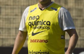 Adilson Batista durante o treino do Corinthians, realizado esta manh no Parque So Jorge. O prximo jogo da equipe, ser amanh, sbado, dia 04/09, contra o Goias/GO, no estdio do Pacaembu, pela 19. a rodada do Campeonato Brasileiro de 2010
