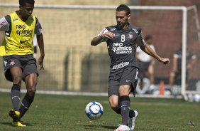 Mocair e Leandro Castn durante o treino do Corinthians, realizado esta manh no Parque So Jorge. O prximo jogo da equipe, ser amanh, sbado, dia 04/09, contra o Goias/GO, no estdio do Pacaembu, pela 19. a rodada do Campeonato Brasileiro de 2010