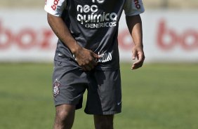 Paulinho durante o treino do Corinthians, realizado esta manh no Parque So Jorge. O prximo jogo da equipe, ser amanh, sbado, dia 04/09, contra o Goias/GO, no estdio do Pacaembu, pela 19. a rodada do Campeonato Brasileiro de 2010