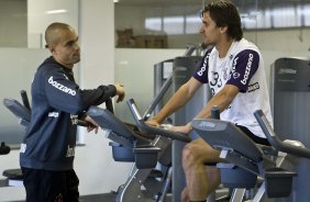Julio Cesar e Paulo Andr durante o treino do Corinthians, realizado esta tarde no Parque So Jorge. O prximo jogo da equipe, ser sbado, dia 11/09, contra o Grmio, no Pacaembu, pela 21. a rodada do Campeonato Brasileiro de 2010