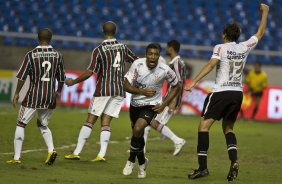 Jucilei comemora seu gol durante a partida entre Fluminense x Corinthians, vlida pela 22 rodada do Campeonato Brasileiro de 2010, serie A, realizada esta noite no estdio do Engenho