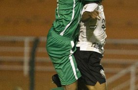 Jefferson e Elias durante a partida entre Corinthians x Botafogo, vlida pela 26 rodada do Campeonato Brasileiro de 2010, serie A, realizada esta noite no estdio do Pacaembu