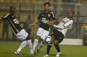 Somalia; Fahel e Jucilei durante a partida entre Corinthians x Botafogo, vlida pela 26 rodada do Campeonato Brasileiro de 2010, serie A, realizada esta noite no estdio do Pacaembu
