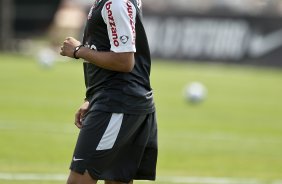 Dentinho durante o treino do Corinthians, realizado esta manh no CT Joaquim Grava, no Parque Ecolgico do Tiete. O prximo jogo da equipe, ser amanh, quarta-feira, dia 06/10, contra o Atltico-MG, na Arena do Jacar em Sete Lagoas/MG, pela 28. a rodada do Campeonato Brasileiro de 2010