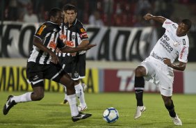 Durante a partida entre Atlético-MG x Corinthians, válida pela 28ª rodada do Campeonato Brasileiro de 2010, serie A, realizada esta noite no estádio Arena do Jacaré, em Sete Lagoas/MG