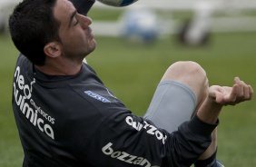Chico durante o treino do Corinthians, realizado esta tarde no CT Joaquim Grava, no Parque Ecolgico do Tiete. O prximo jogo da equipe, ser quarta-feira, dia 13/10, contra o Vasco/RJ, em So Janurio, ultimo jogo da 18. a rodada do Campeonato Brasileiro de 2010