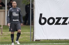 Ronaldo durante o treino do Corinthians, realizado esta tarde no CT Joaquim Grava, no Parque Ecolgico do Tiete. O prximo jogo da equipe, ser quarta-feira, dia 13/10, contra o Vasco/RJ, em So Janurio, ultimo jogo da 18. a rodada do Campeonato Brasileiro de 2010