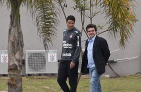 William e o presidente Andres Sanchez durante o treino do Corinthians, realizado esta tarde no CT Joaquim Grava, no Parque Ecolgico do Tiete. O prximo jogo da equipe, ser quarta-feira, dia 13/10, contra o Vasco/RJ, em So Janurio, ultimo jogo da 18. a rodada do Campeonato Brasileiro de 2010