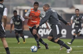 Ronaldo durante o treino do Corinthians, realizado esta tarde no CT Joaquim Grava, no Parque Ecolgico do Tiete. O prximo jogo da equipe, ser domingo, dia 17/10, contra o Guarani/SP, no Brinco de Ouro da Princesa, em Campinas, pela 30. a rodada do Campeonato Brasileiro de 2010