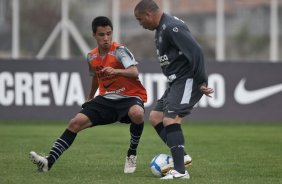 Ronaldo durante o treino do Corinthians, realizado esta tarde no CT Joaquim Grava, no Parque Ecolgico do Tiete. O prximo jogo da equipe, ser domingo, dia 17/10, contra o Guarani/SP, no Brinco de Ouro da Princesa, em Campinas, pela 30. a rodada do Campeonato Brasileiro de 2010