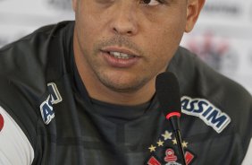 Ronaldo, que volta ao time no prximo jogo, concede entrevista coletiva antes do treino do Corinthians, realizado esta tarde no CT Joaquim Grava, no Parque Ecolgico do Tiete. O prximo jogo da equipe, ser domingo, dia 17/10, contra o Guarani/SP, no Brinco de Ouro da Princesa, em Campinas, pela 30. a rodada do Campeonato Brasileiro de 2010